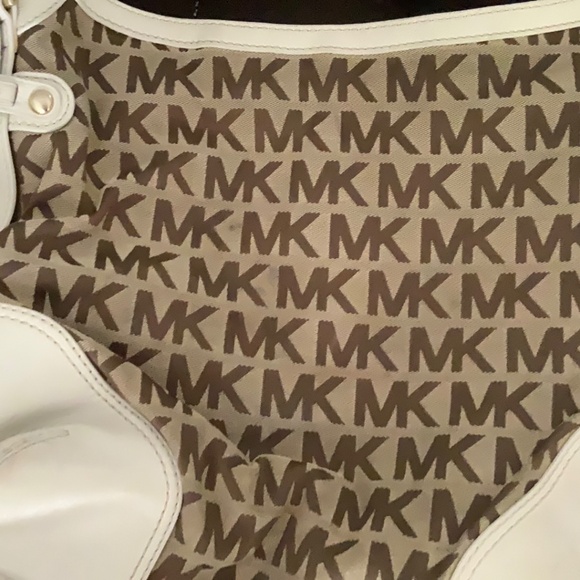 Assorted Purses - Picture 9 of 9